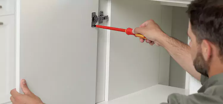 Screen Door Hinge Repair Encinitas